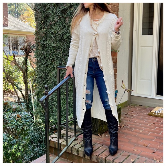 #26 Winter White Toggle Button Long Fabulous Sweater Cardigan - Picture 5 of 9